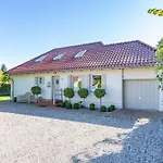 6 East Holiday home