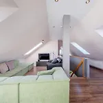 6 East Holiday home